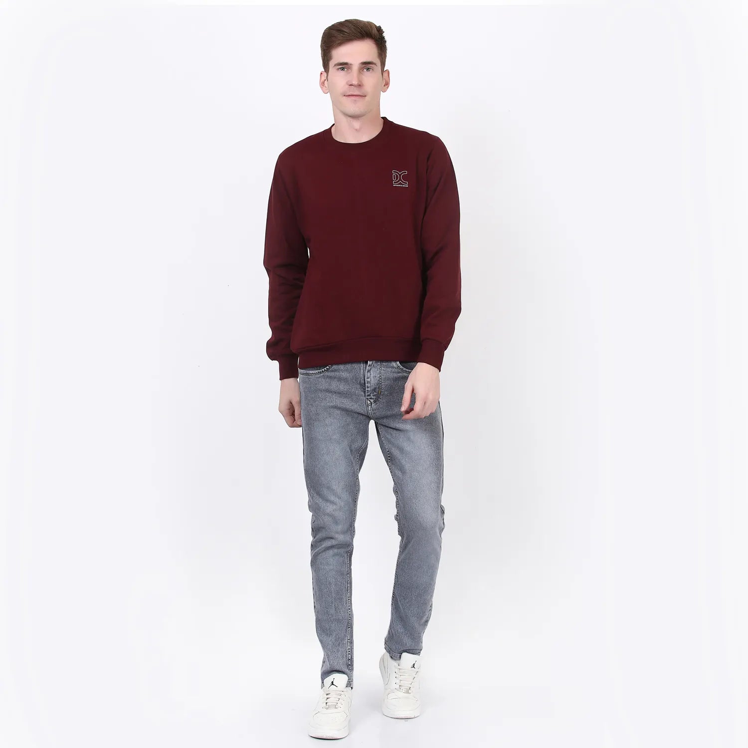 Men's round neck sweatshirt