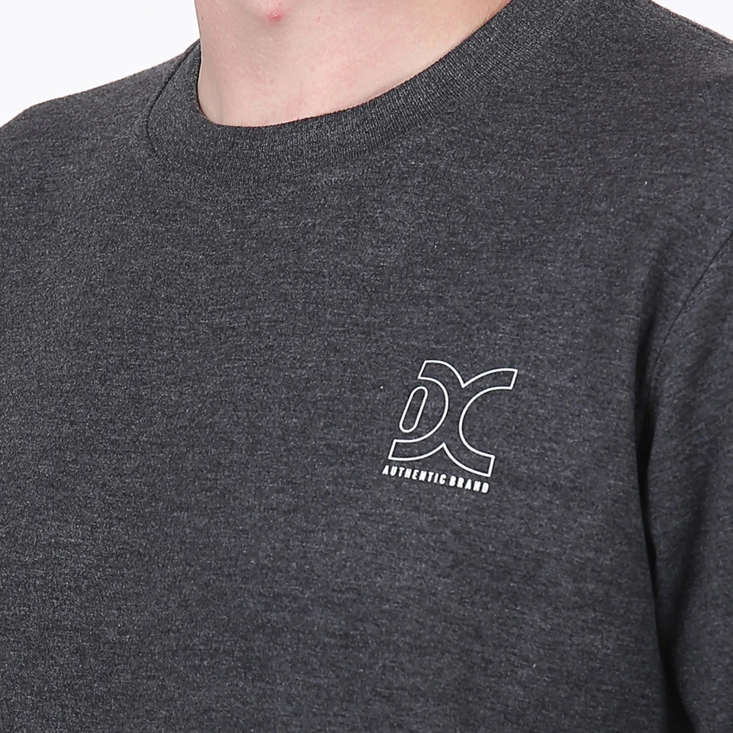 Men's round neck sweatshirt